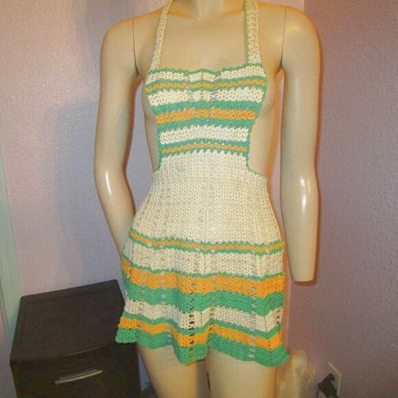 Vtg Hand CROCHET Country APRON Tie Back HALTER 50s 60s 70s Housewife RETRO Boho - Picture 2 of 9